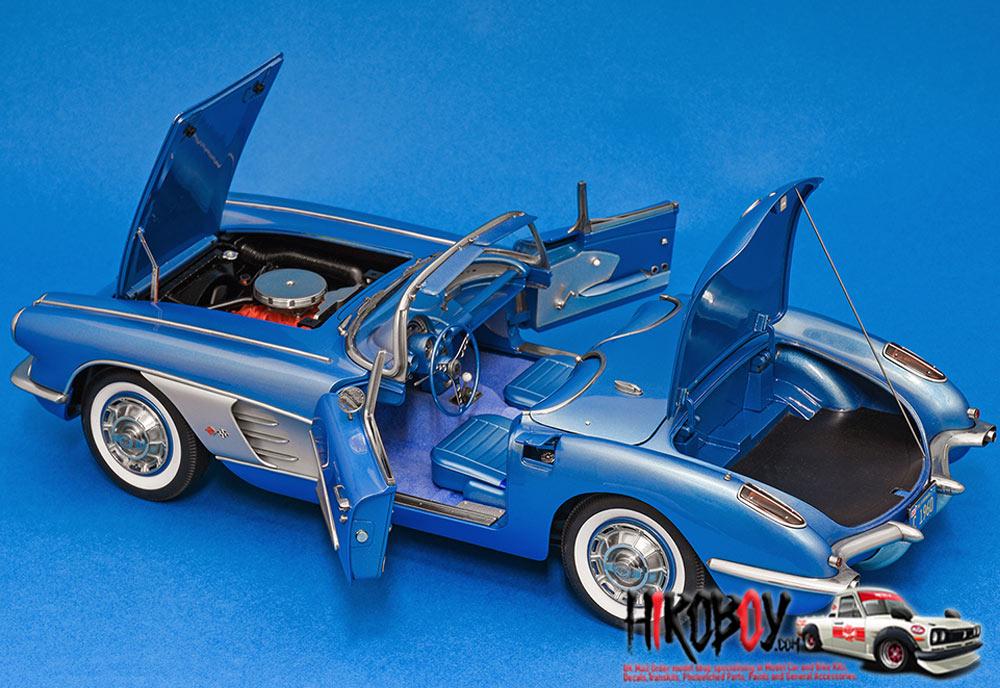 1:12 Chevrolet Corvette C1 1960 | MFH K829 | Model Factory Hiro