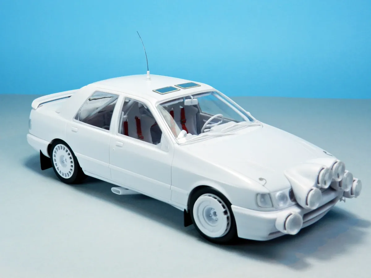 1:24 Ford Sierra Cosworth 4X4 - Rally de Portugal 1992 | DMK002