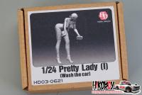1:24 Pretty Lady (I) Resin Figure Female Washing Car