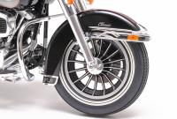 1:6 Harley-Davidson FLH Classic Black Version