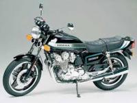 1:6 Honda CB750F - 16020