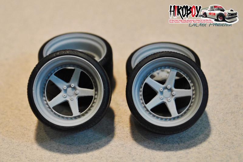 1:24 19" Wheels VIP Modular FX 550 with Tyres