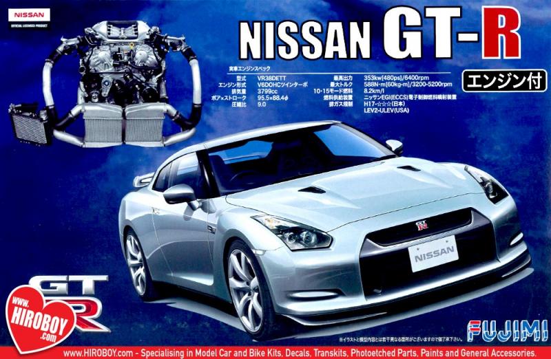 1:24 Nissan GT-R (R35) c/w Engine Model Kit